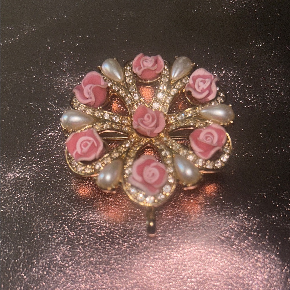 Vintage Elegant Gold and Pink Rose Brooch / Pendant #3001